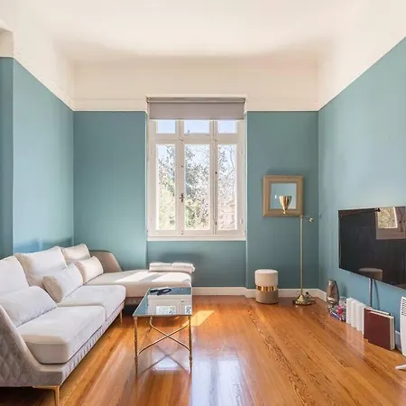 House In Kolonaki With Free Parking Space * Athens