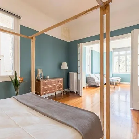 House In Kolonaki With Free Parking Space * Athens