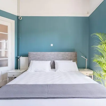 House In Kolonaki With Free Parking Space Apartment